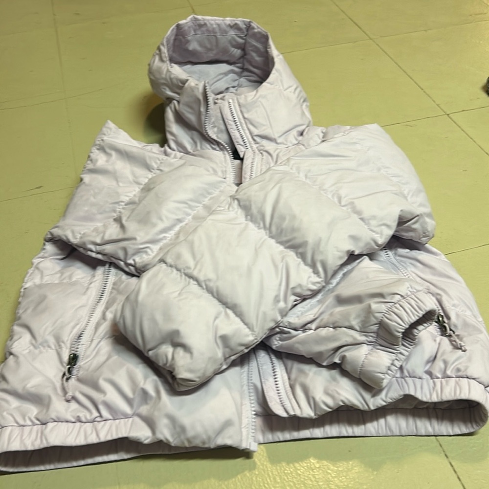 Lavender north face jacket worn 1-2 times.